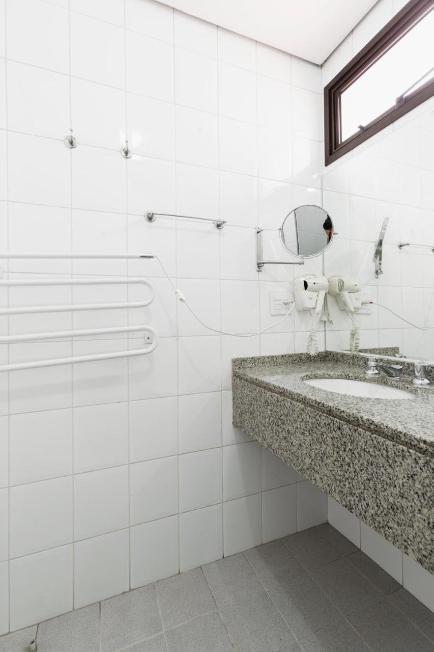 Saint Lawrence - 30M Metro Paraiso São Paulo Eksteriør bilde